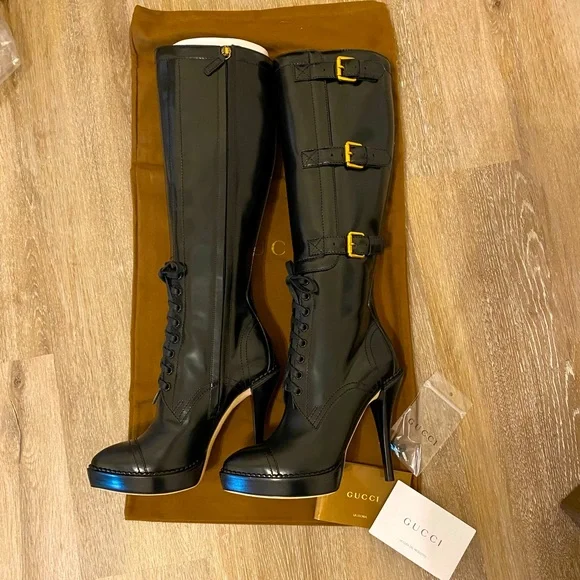 Gucci | Shoes | Black Gucci Knee High Stiletto Boots Gently  display picture 2